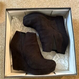 Xappeal Black Suede Wedge Booties Sz 6.5